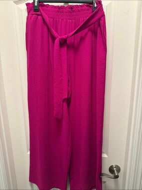 Women’s Wide-Leg Tie-Waist Pants in Fuchsia